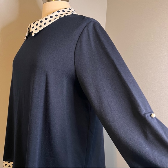 Faith and Joy by Monteau Size 2X Navy Roll Tab Polka Dot Blouse Top - Picture 8 of 12